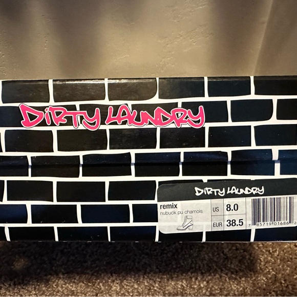 Women’s Boot with Heel - Picture 5 of 5